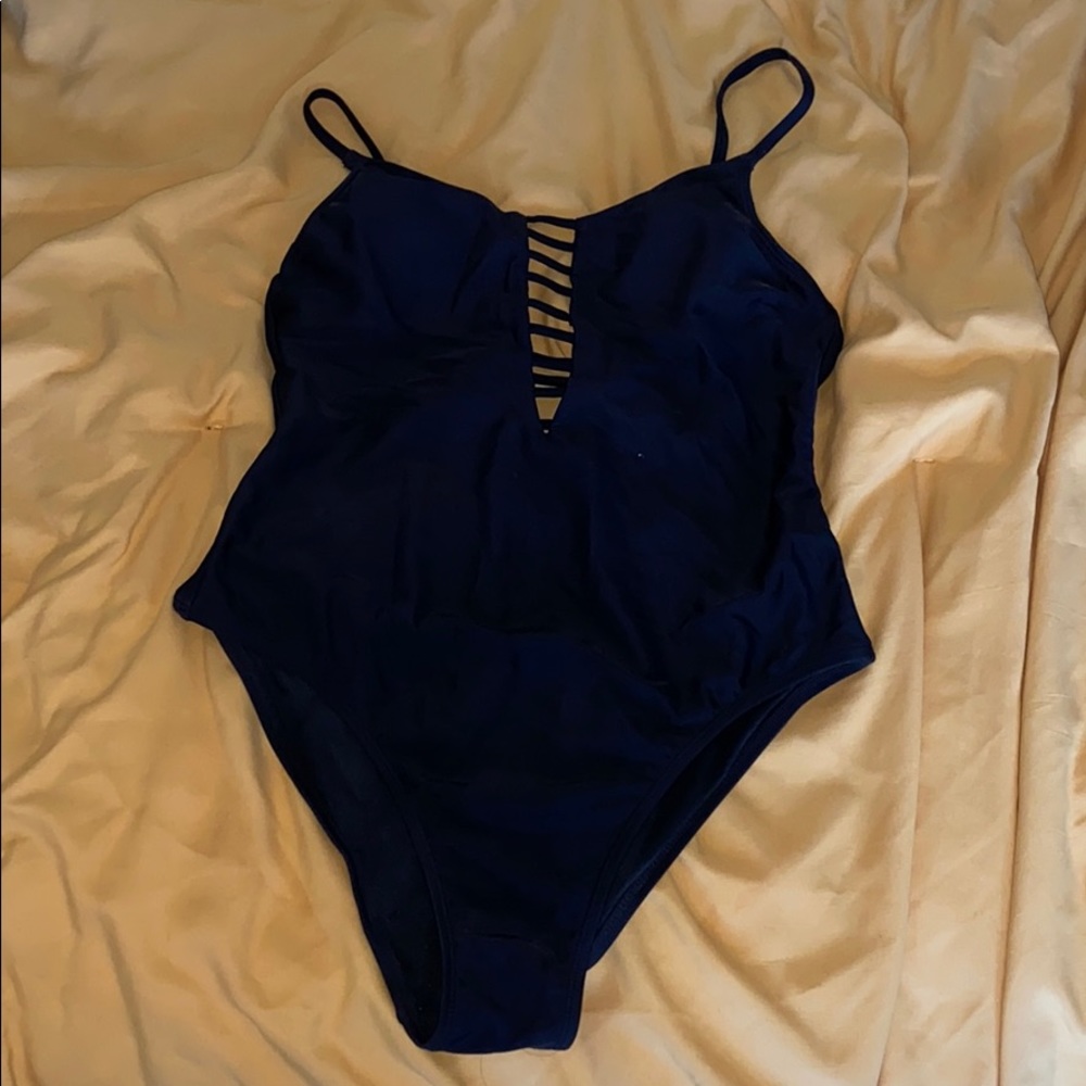 Black one-piece backless swimsuit